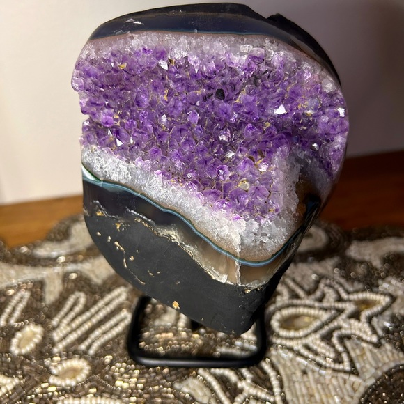 Amethyst Crystal Geode on Stand - Picture 1 of 8